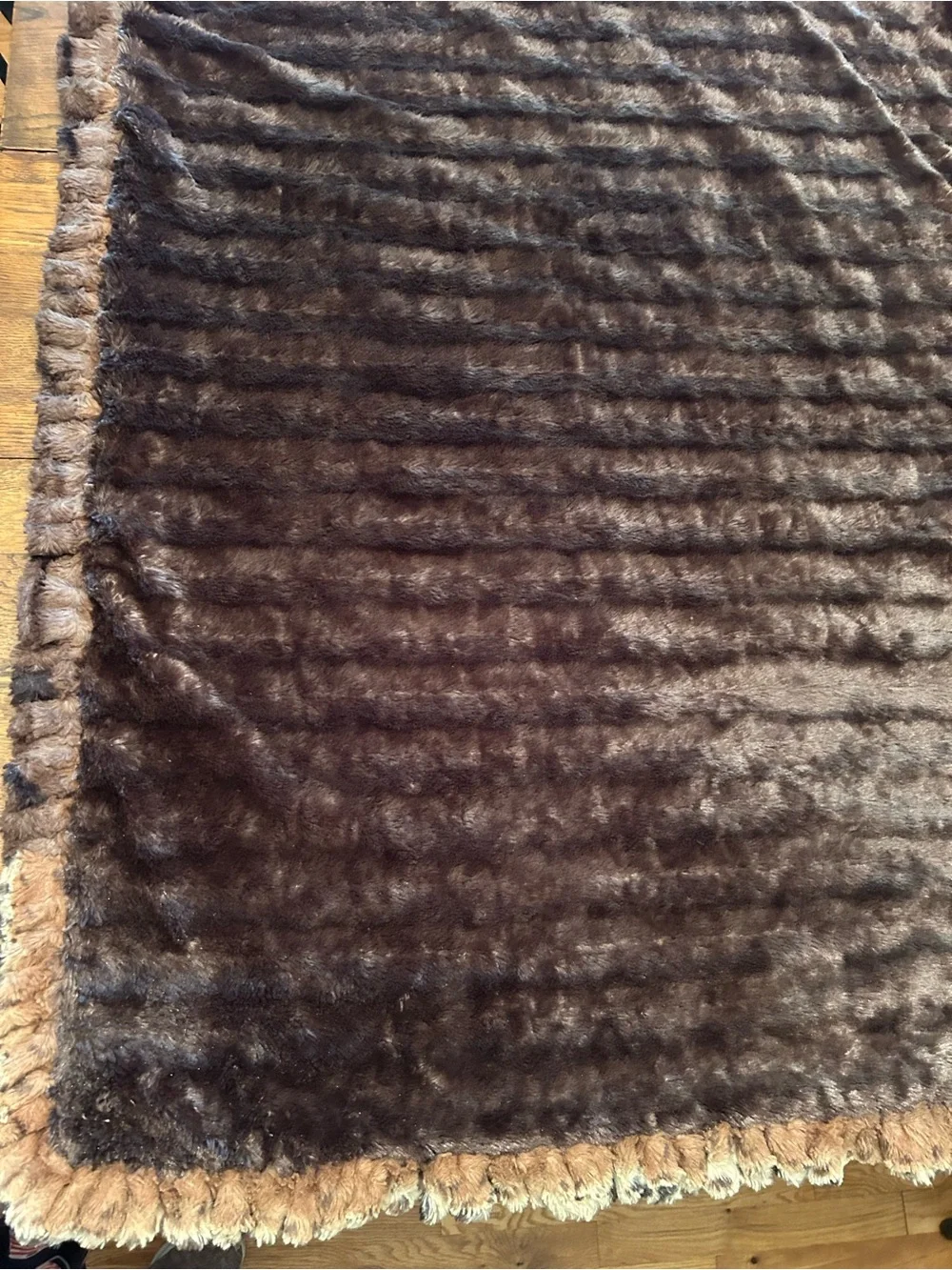 Bessie&Barnie ultra-soft Luxury Blanket-FauxFur Leopard Stripe-reverses to brown